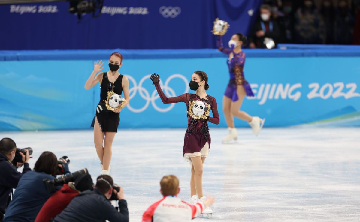 包含斯洛伐克花样滑冰选手优雅夺冠，赢得万众瞩目的词条