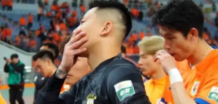 黑白直播nba在线观看-赛场上的精彩对决引发球迷热烈讨论的简单介绍