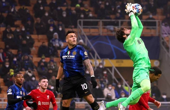 黑白直播nba在线观看-利物浦客场击败AC米兰，稳居小组第一