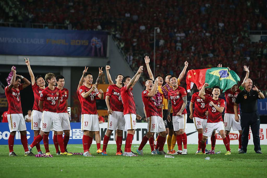 黑白直播在线观看nba-广州队球员表现出色获得胜利