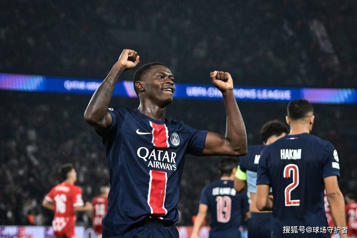 黑白直播在线观看-包含瓦伦西亚客场不敌巴拉多利德，遗憾失利的词条