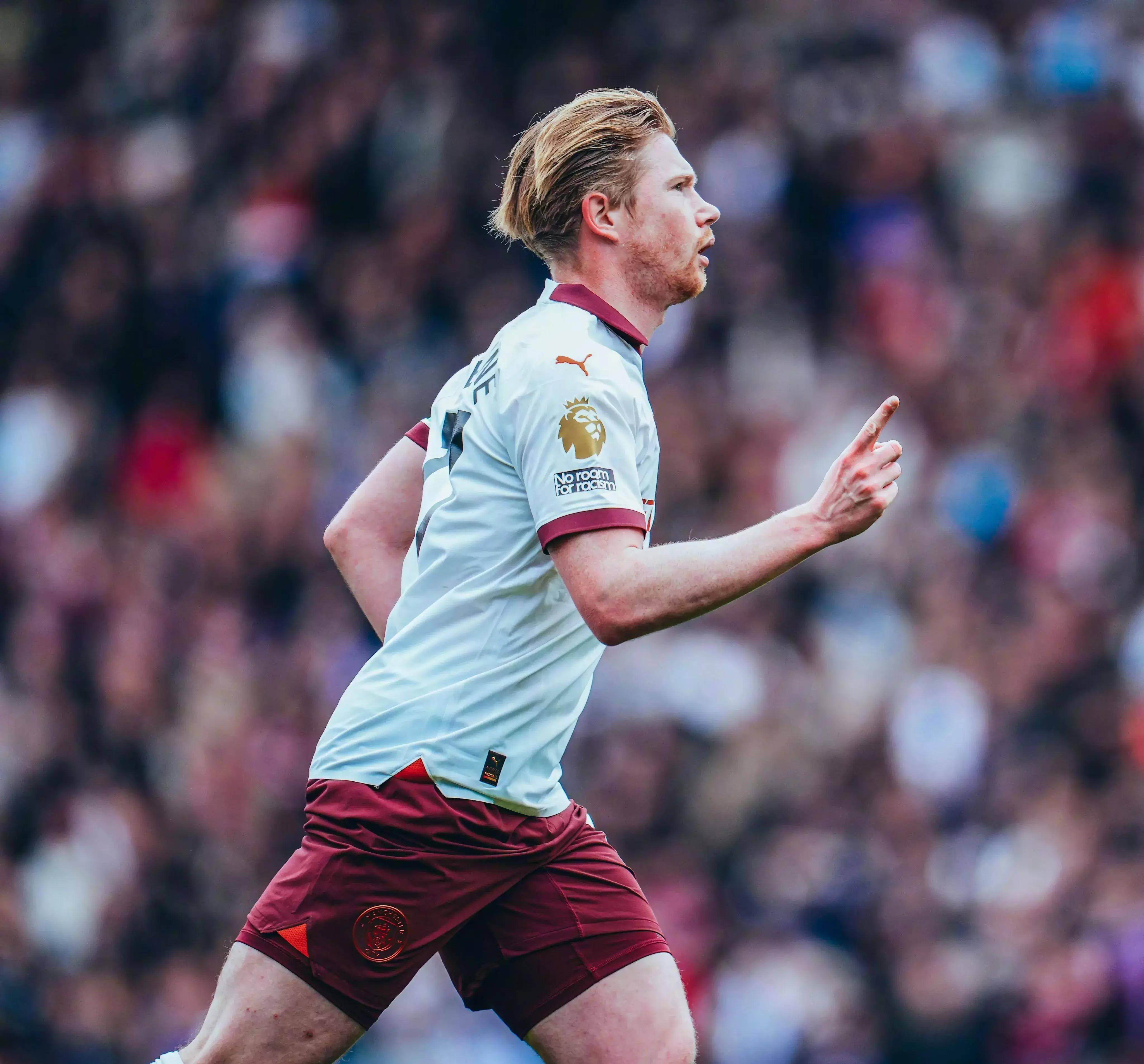 曼城誓言走向荣耀,争取卫冕 曼城誓言走向荣耀,争取卫冕