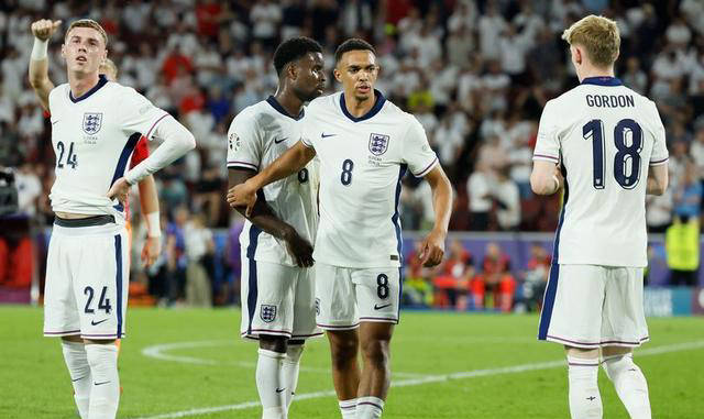 包含英格兰挑战罗马尼亚:决战欧洲杯资格的词条 包含英格兰挑战罗马尼亚:决战欧洲杯资格的词条