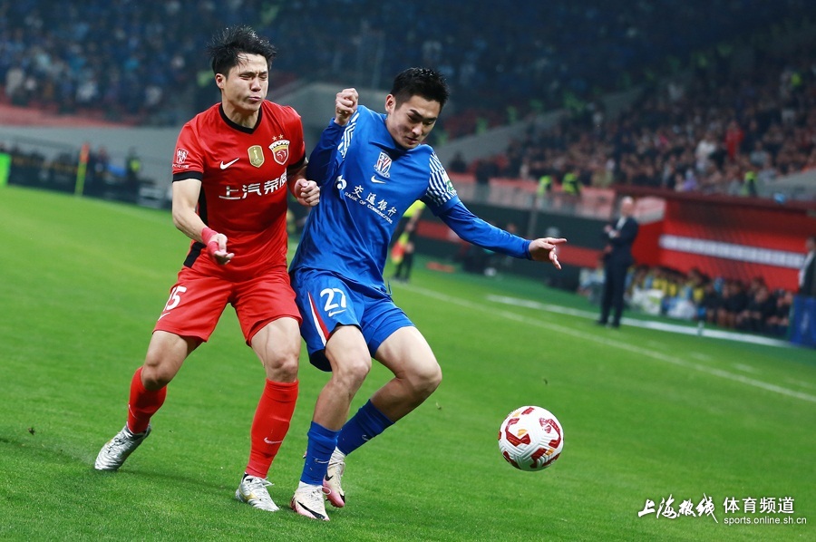 关于上港客场负于申鑫，心情低迷排名跌落的信息