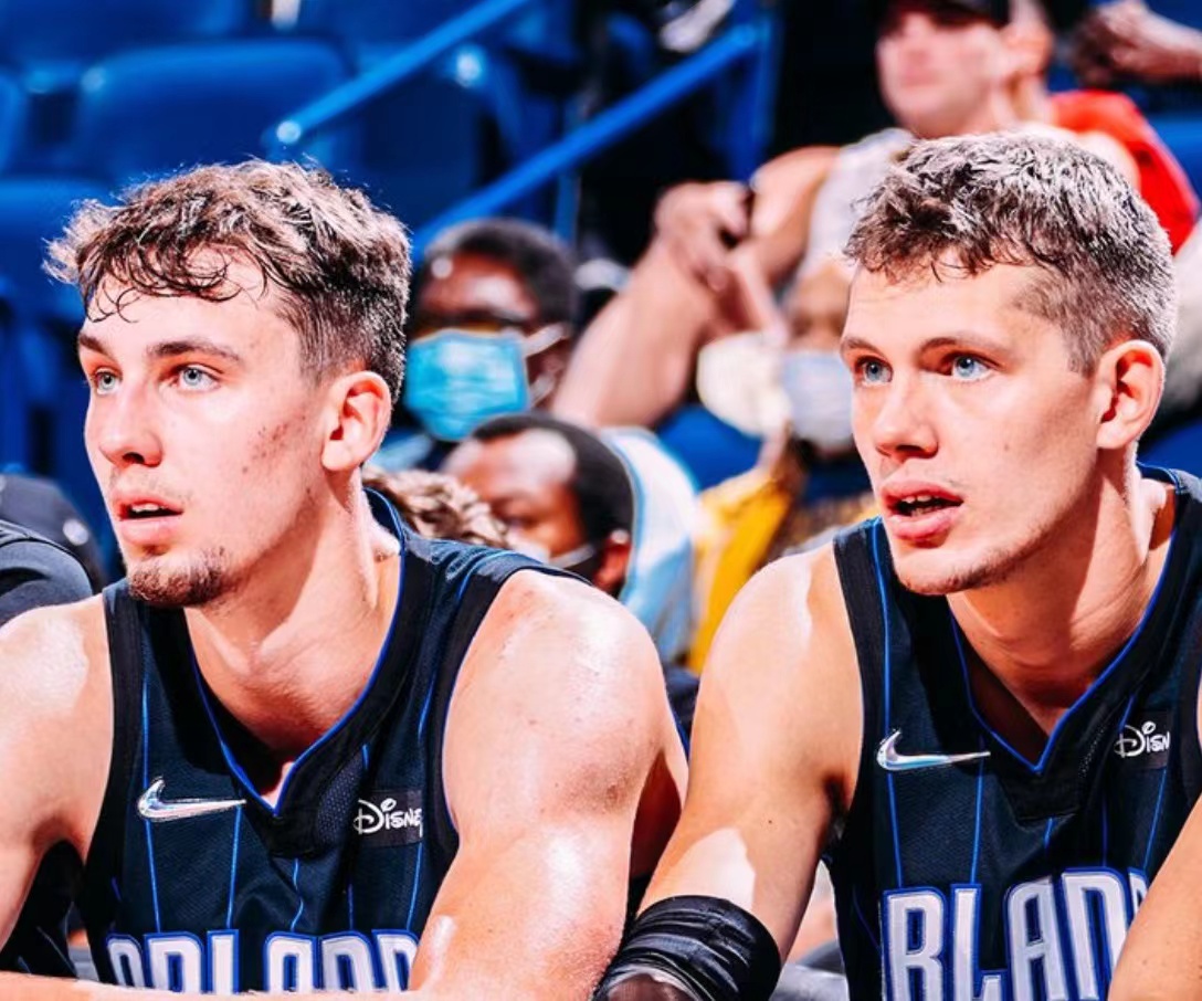 黑白直播-魔术神奇逆转取胜，不畏强敌斗志迸发