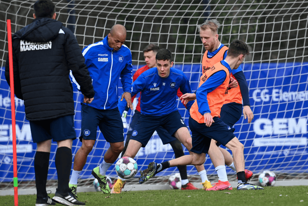 关于柏林赫塔主场大胜，士气高涨的信息