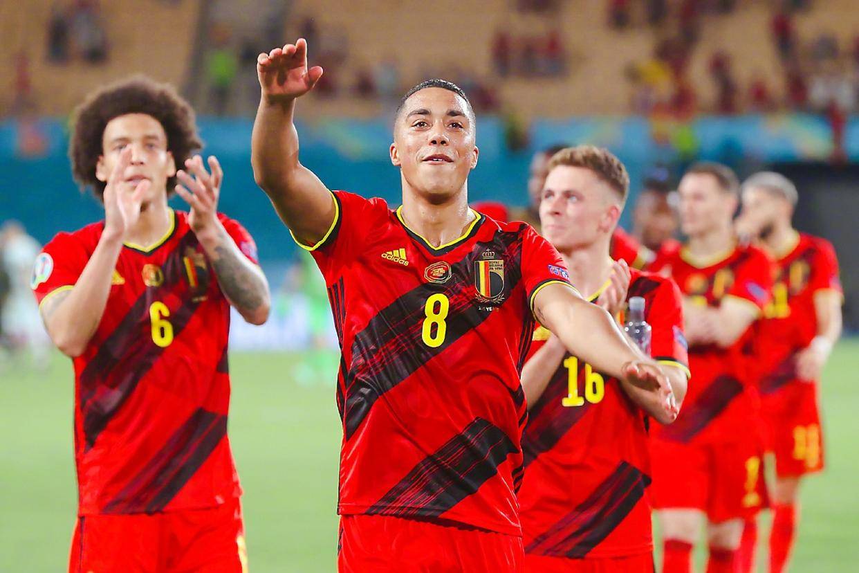 意大利战胜芬兰，小组第一席位稳固