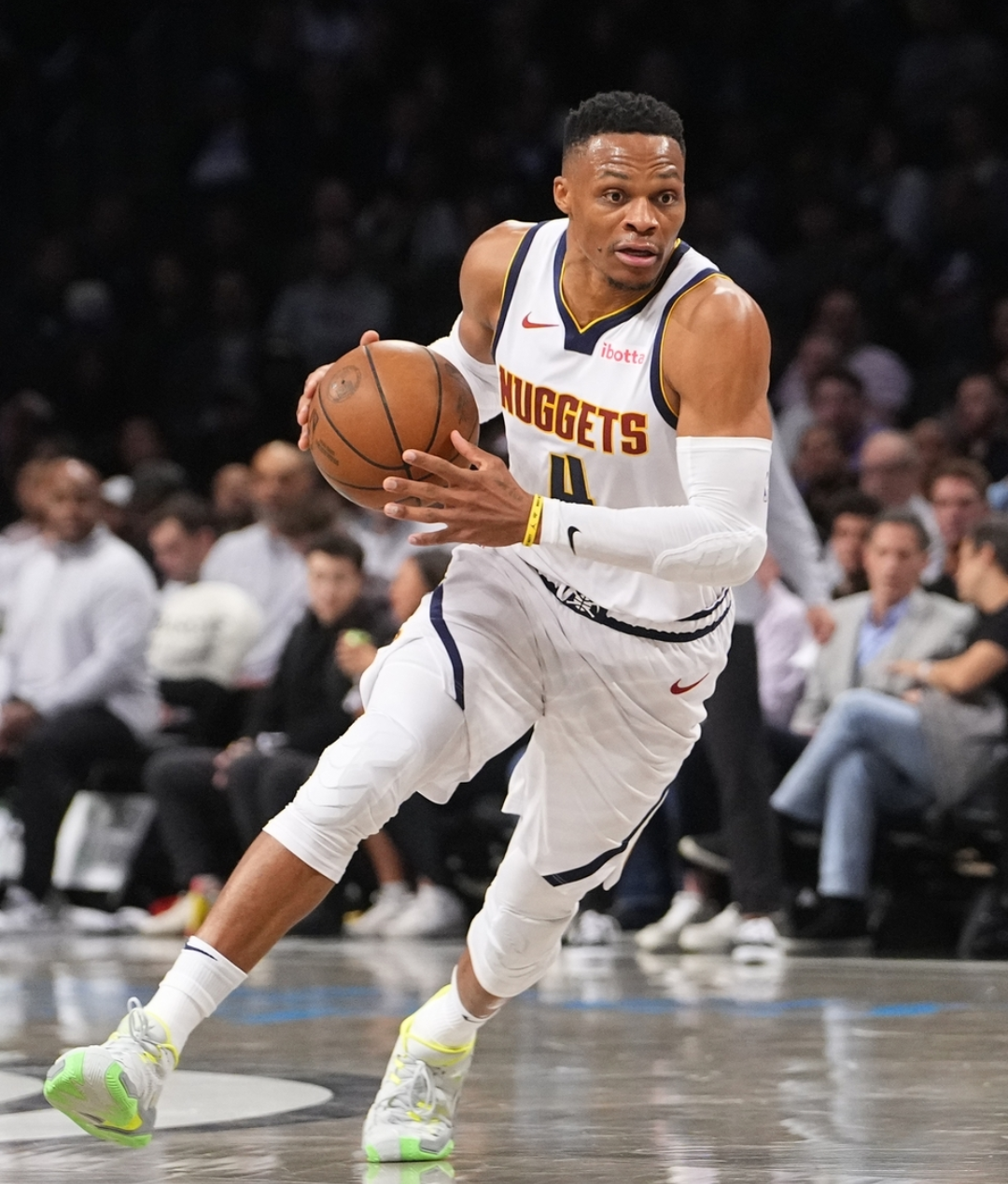 篮网力克掘金,豪取七连胜 篮网力克掘金,豪取七连胜