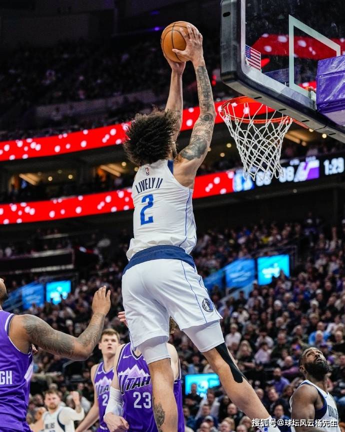 黑白直播在线观看-独行侠不敌爵士，吞下失利的简单介绍