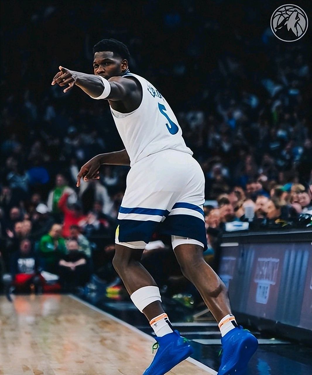 黑白直播nba在线观看-火箭主场大胜森林狼取得近期第四胜的简单介绍