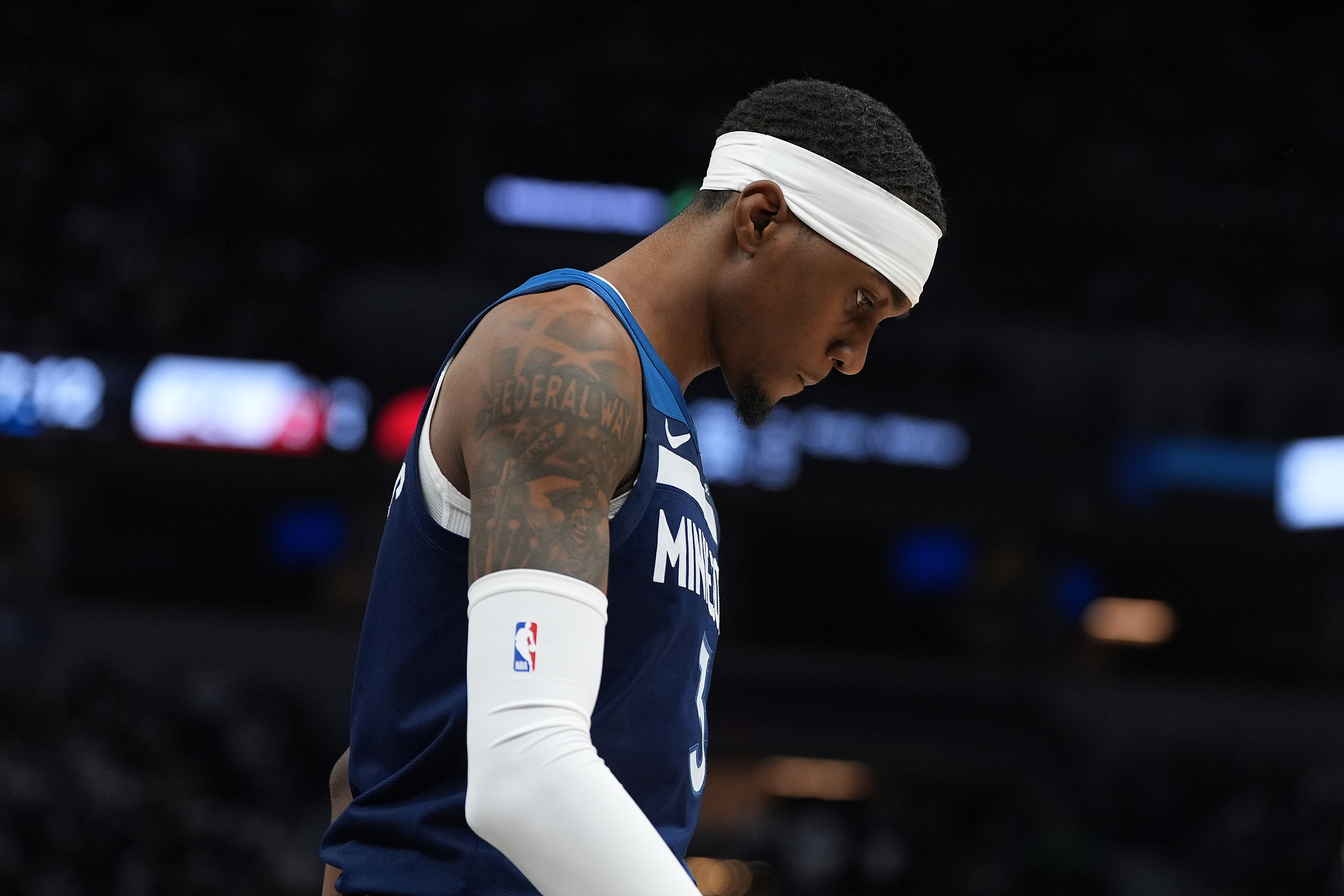 火箭主场大胜森林狼取得近期第四胜的简单介绍