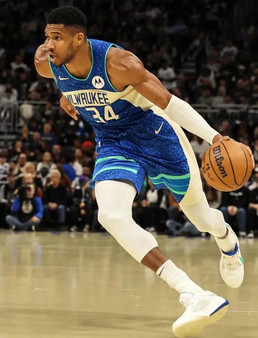 黑白直播nba在线观看-关于雄鹿大胜老鹰，字母哥独得45分的信息