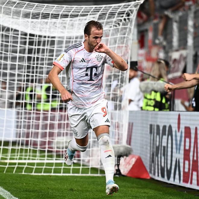 黑白直播在线观看nba-包含加拿大强势西班牙，哈里·凯恩打破历史纪录的词条