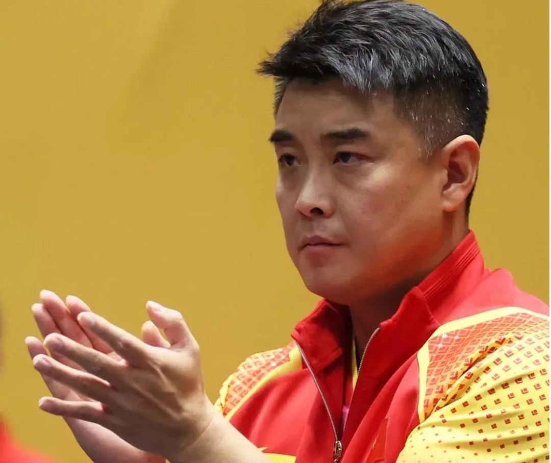 黑白直播免费体育直播-中国乒乓球队鏖战日本乒乓球队，王皓惊艳世界