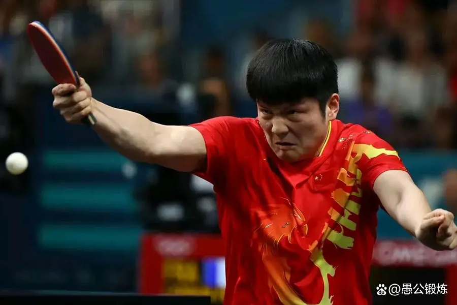 黑白直播在线观看-中国乒乓球队碾压波兰乒乓球队，马龙绝境逆转