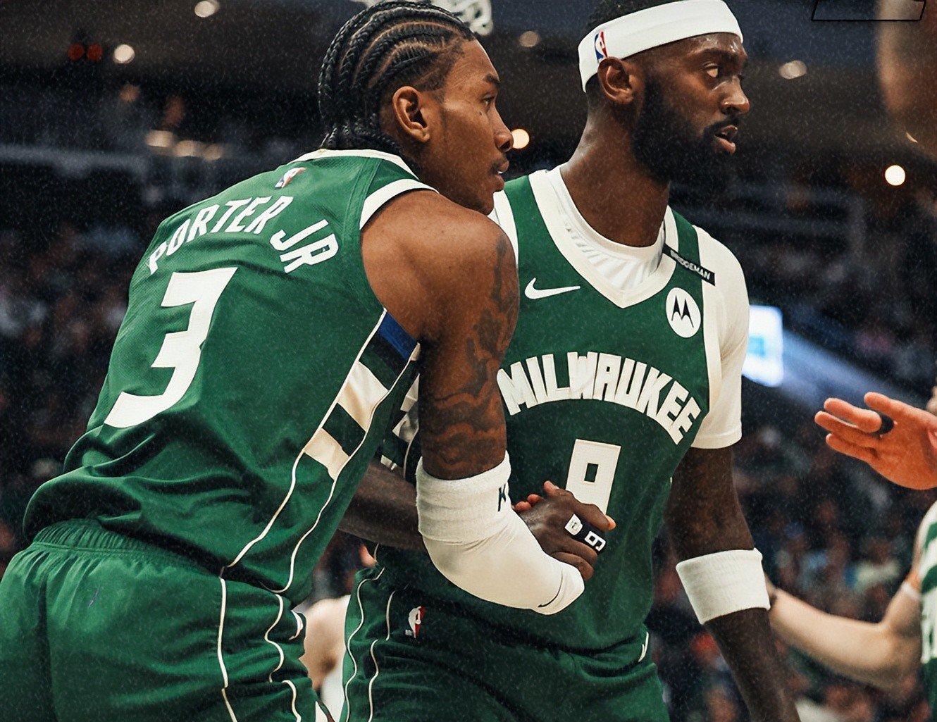 黑白直播免费体育直播-雄鹿B队险胜猛龙，乔治·希尔一己之力扛起全队的简单介绍