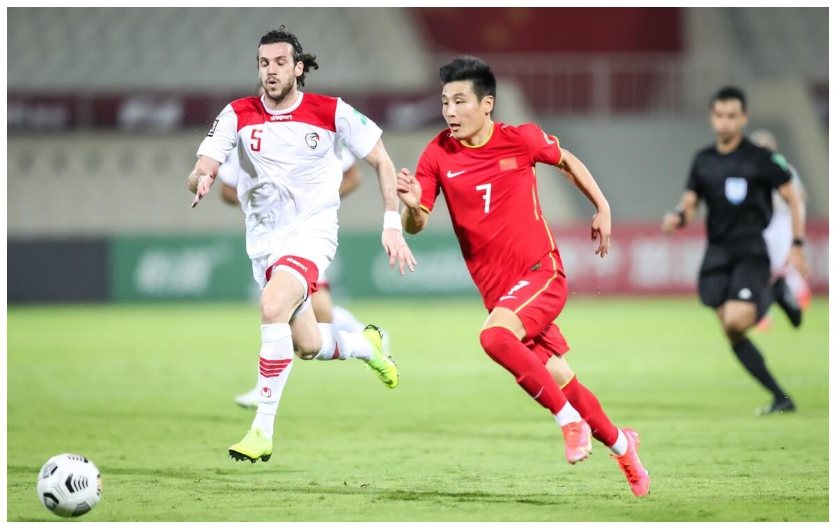 法国队完胜日本队,辛杜关键制胜 法国队完胜日本队,辛杜关键制胜