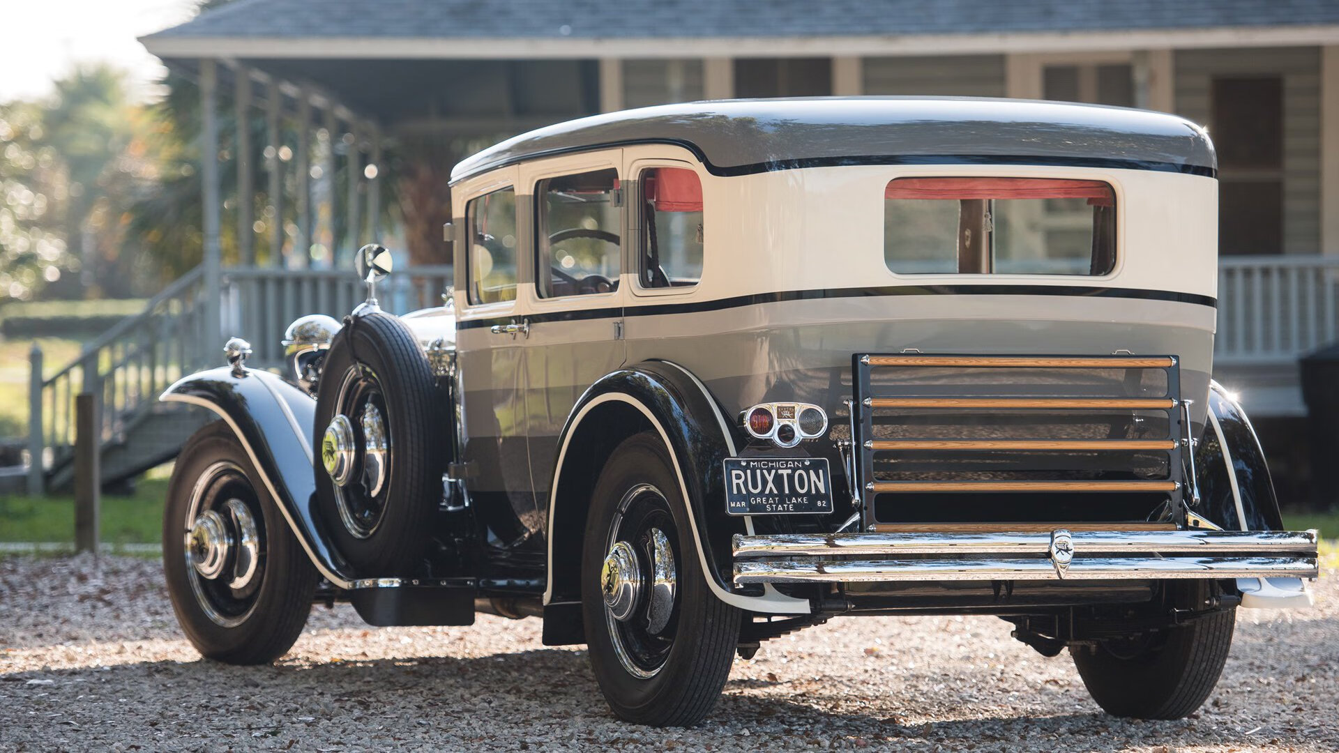 折断翅膀的胡子,当鹈鹕的青春风暴撞上哈登的关键回合不手软