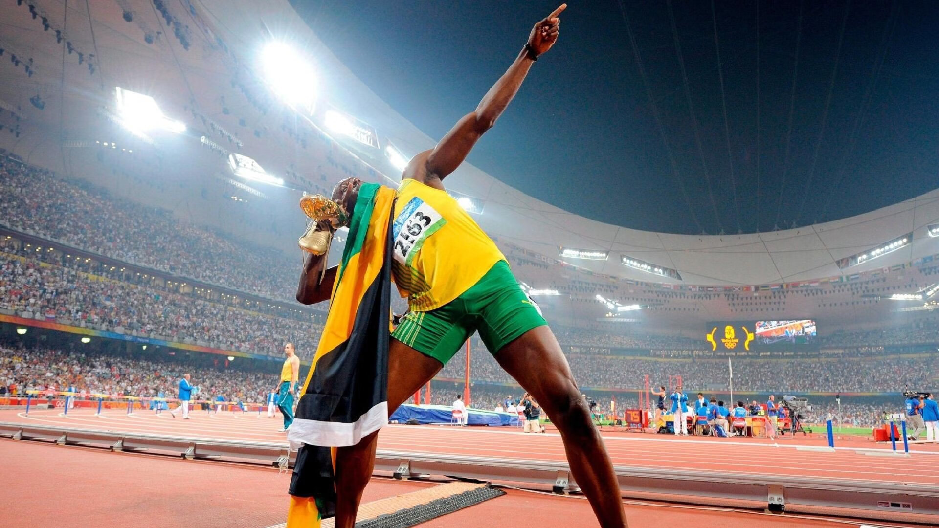 黑白直播在线观看-铁锁横江，莫兰特死亡缠绕锁死箭头，利刃穿盾，开拓者团队火力打穿猛龙