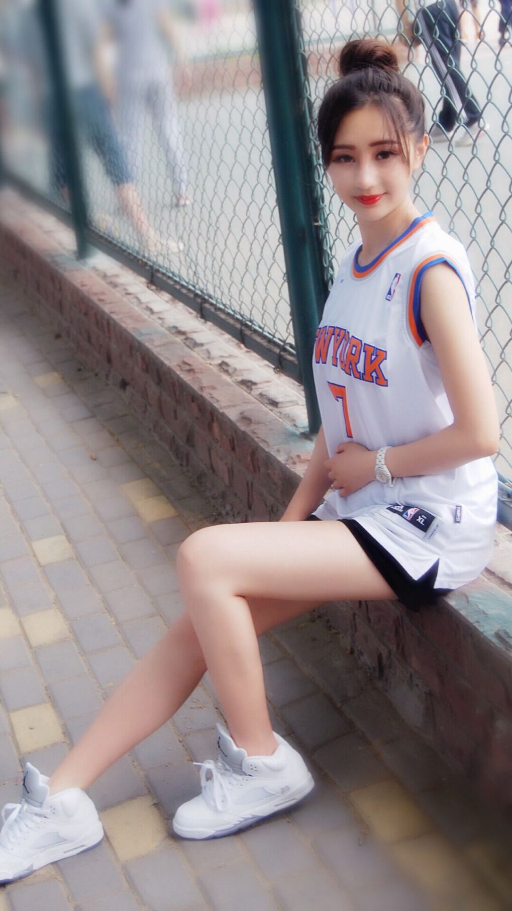 黑白直播在线观看-安哥拉斩落紫百合！厄德高一战封神导演惊天逆转