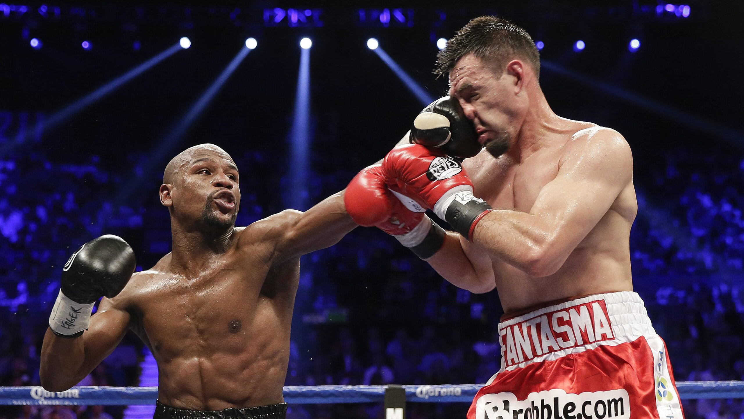 瑞士压制阿尔及利亚，卡马文加关键先生力挽狂澜—一场战术与意志的较量