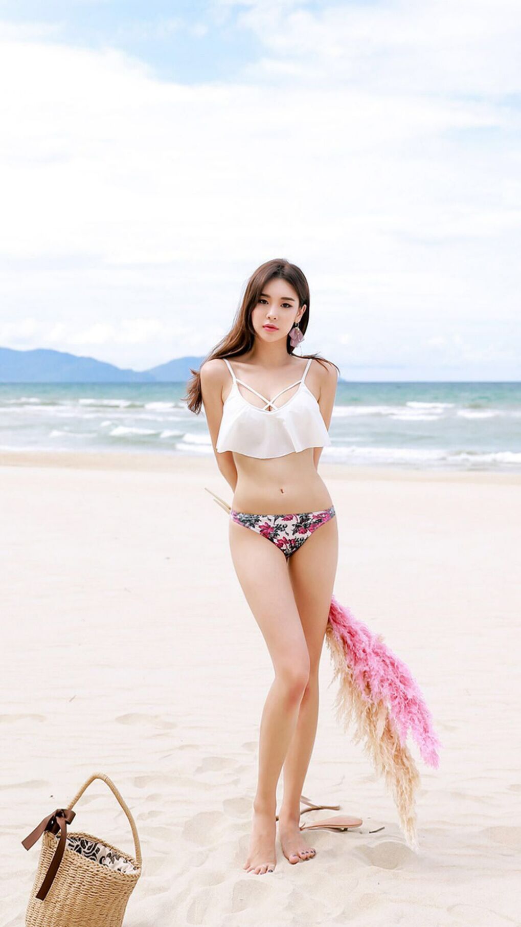 黑白直播-时代的墓碑与权杖，卡塔尔破局与C罗时刻