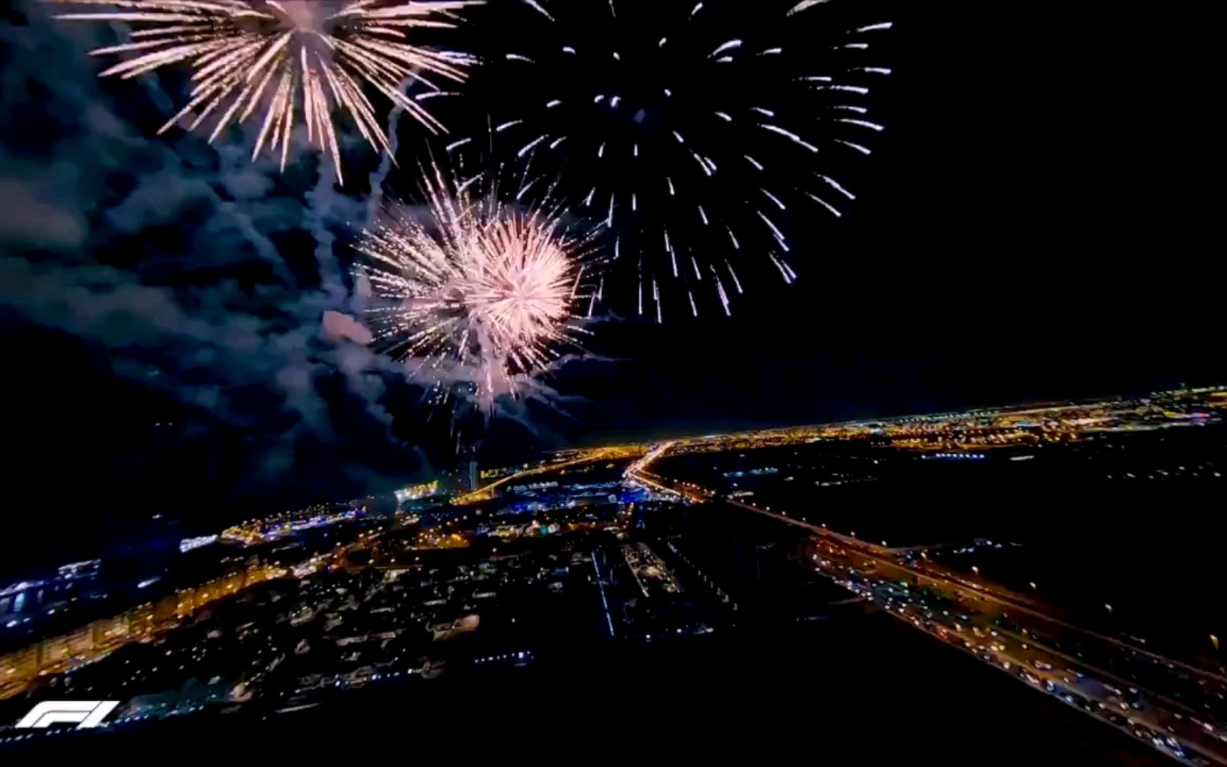 黑白直播nba在线观看-F1街道赛之夜，武切维奇主宰比赛走向